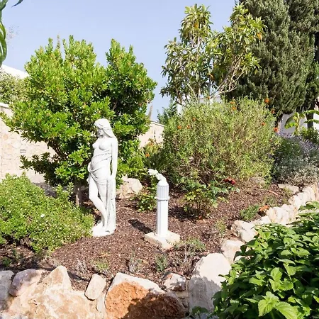 Coolhouses Algarve, Casa Redonda, V3 בית נופש לאגוּ‏ש